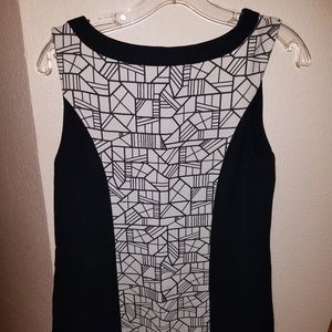 Sleeve less dress